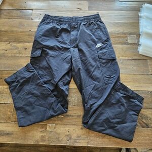 Nike Cargo pants (L)